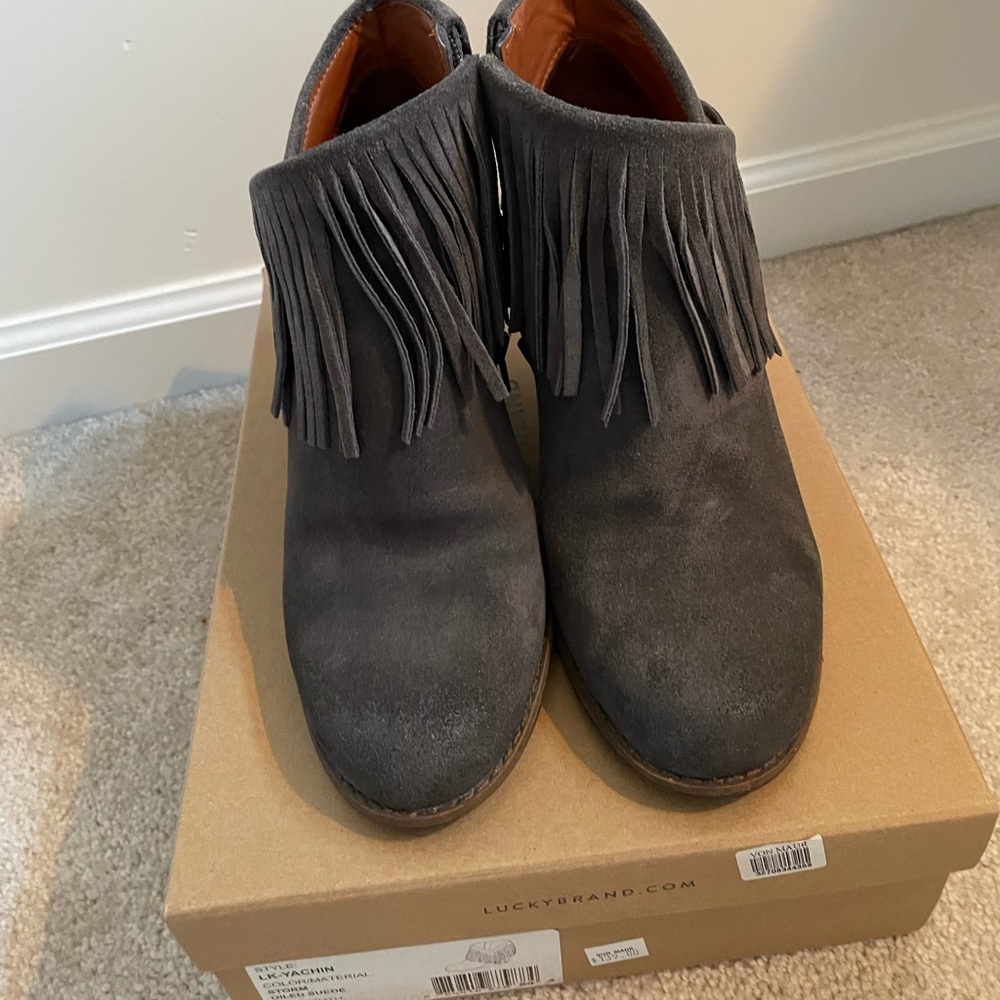 Lucky Brand Gray Fringe Boots